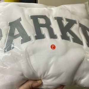 New sweatshirt size L